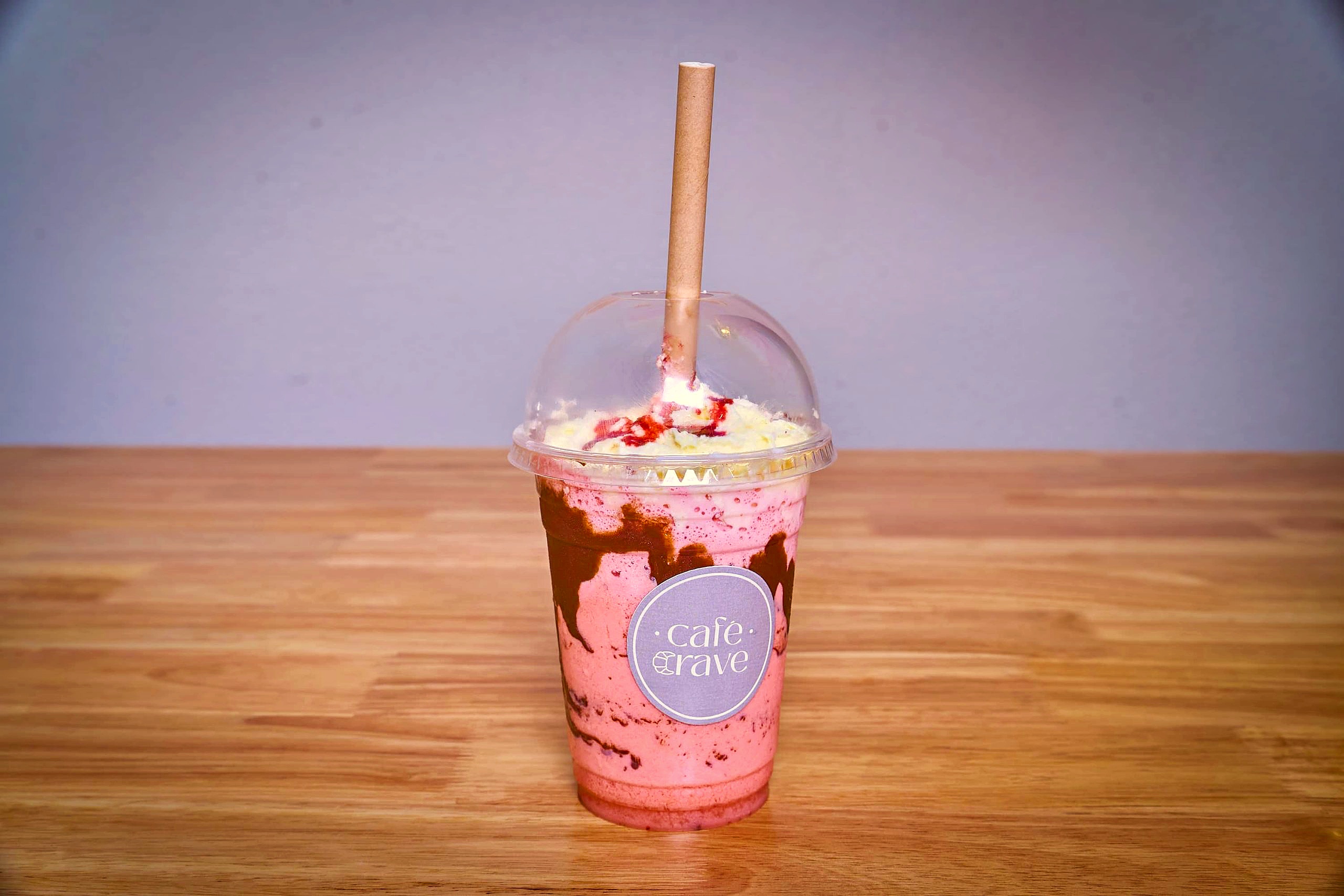 Milkshake – Jordbær, banan & vaniljemælk